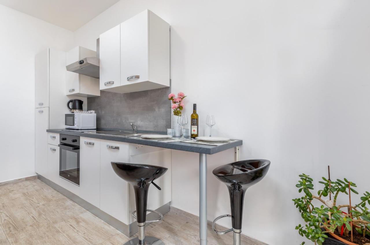 Apartmani Magdalena Pola Esterno foto