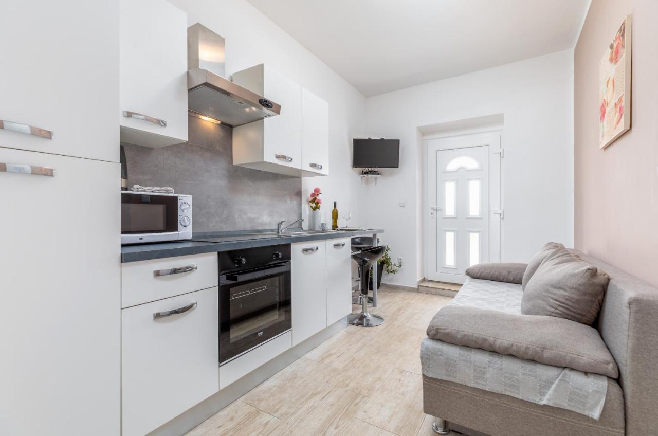 Apartmani Magdalena Pola Esterno foto
