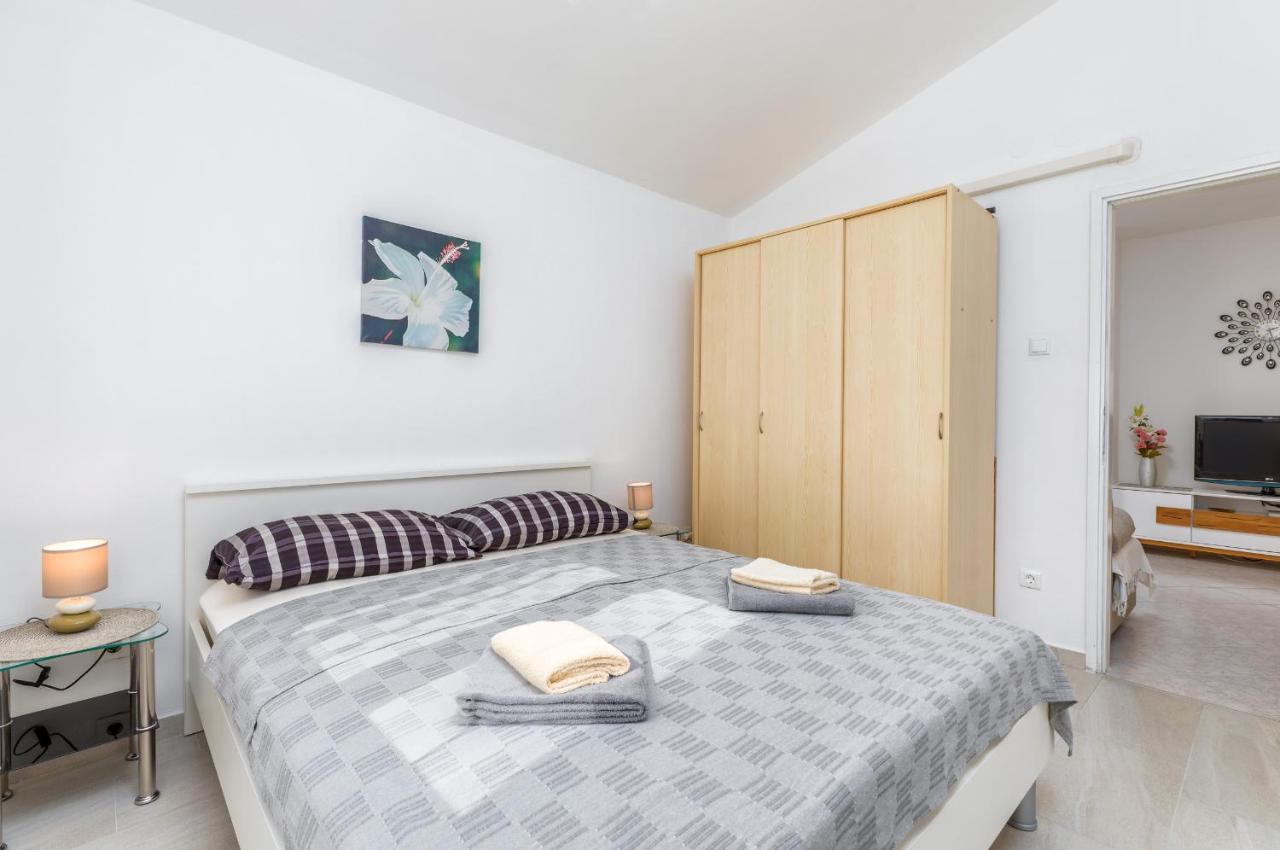 Apartmani Magdalena Pola Esterno foto